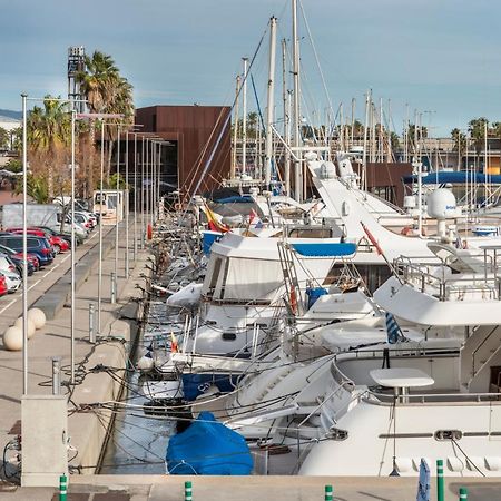 Boat Hotel Barcelona Sant Adria de Besos Exterior photo
