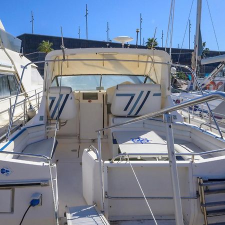 Boat Hotel Barcelona Sant Adria de Besos Exterior photo