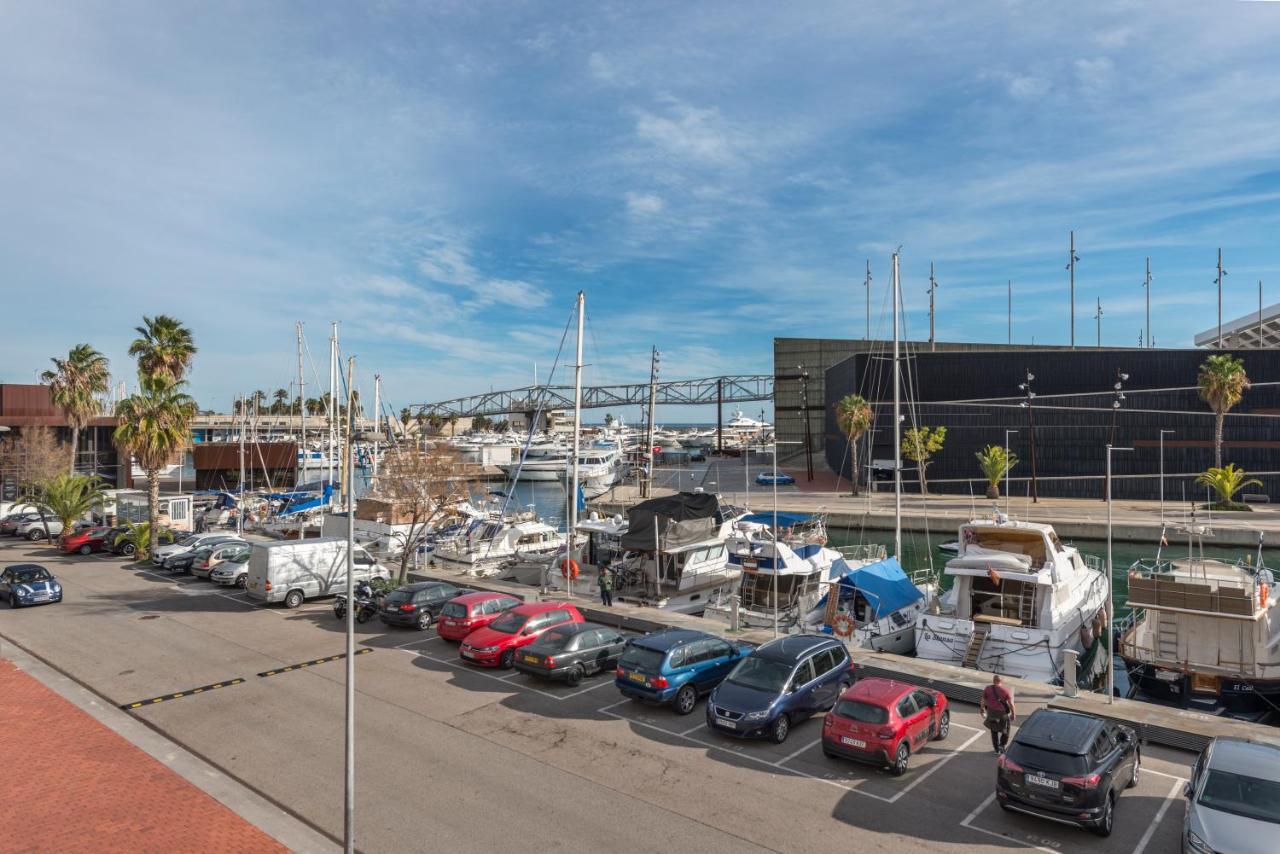 Boat Hotel Barcelona Sant Adria de Besos Exterior photo