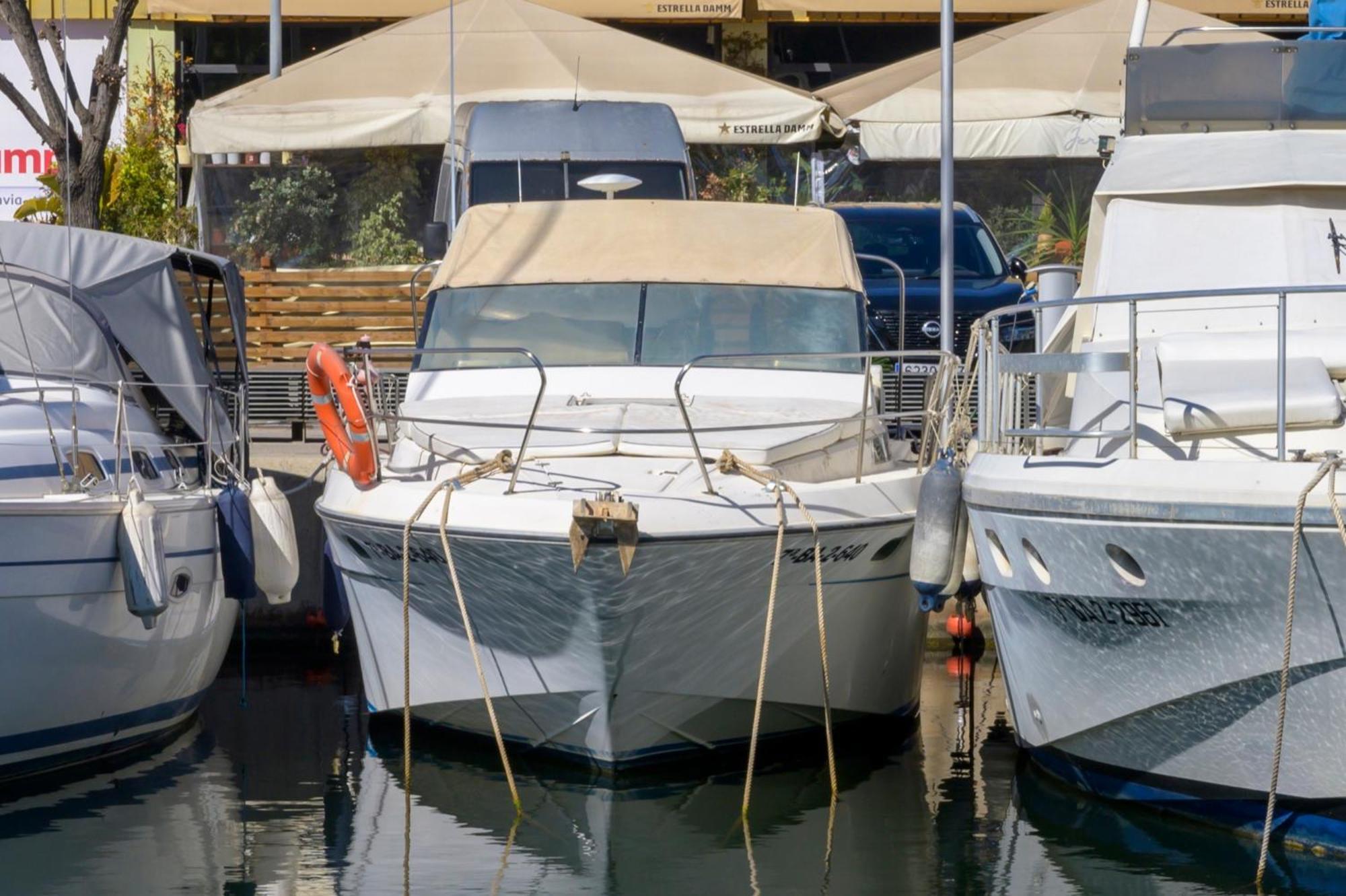 Boat Hotel Barcelona Sant Adria de Besos Room photo